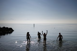 Les eaux du Léman se prêtent bien à la baignade (Image d'illustration).
